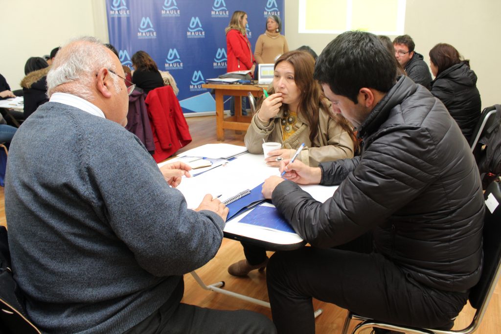 Docentes del CFT Maule junto a educadores de Liceos Técnicos